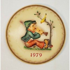 Hummel Goebel Boy Flute Bird Tree 1979 Bas Relief 9th Annual Plate 272